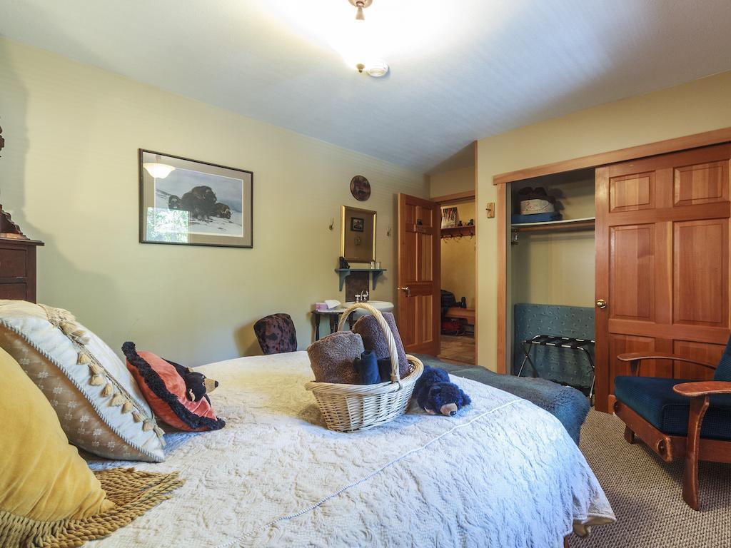Golden Dreams B&B Whistler Værelse billede